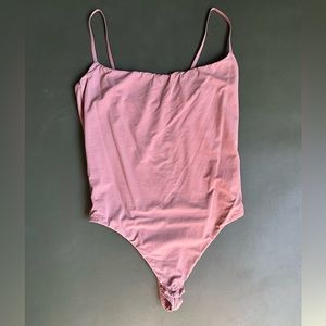 Skims Fits Everybody Cami Bodysuit - M - rose clay